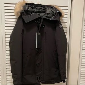 Canada Goose | Jackets & Coats | Canada Goose Chateau Parka Black